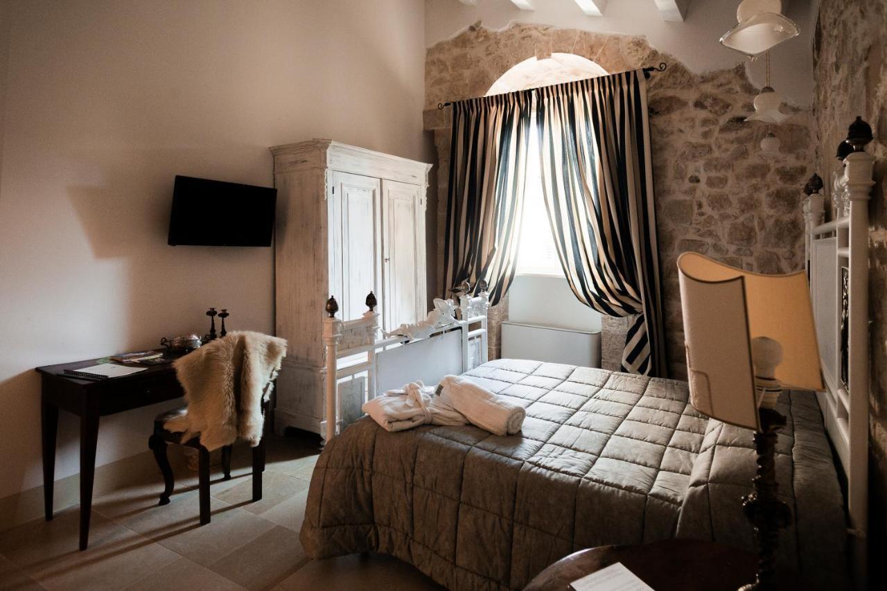 Dimora Di Catullo - Ospitalita Di Charme Villa Palazzolo Acreide Dış mekan fotoğraf